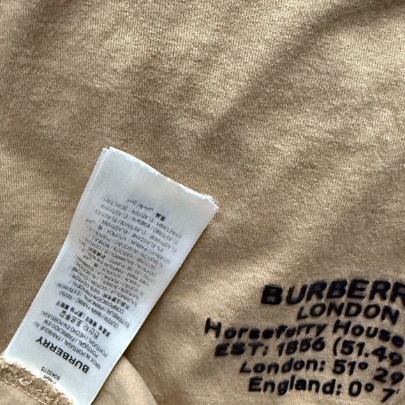 Burberry T-Shirt XL - Picture 4 of 4